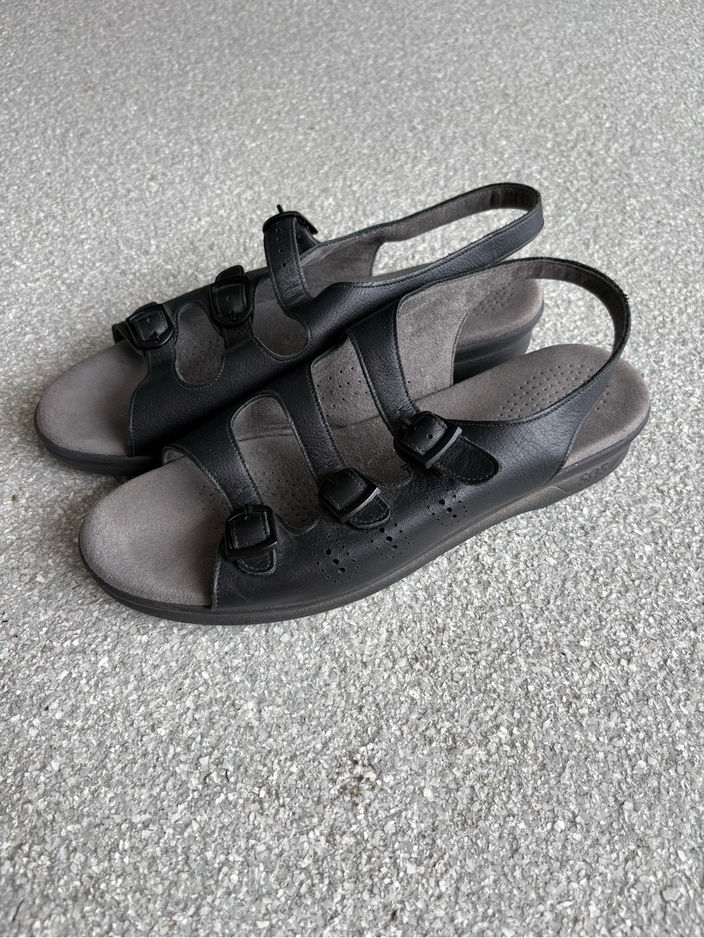 SAS Black Three-Buckle Slingback Sandals
